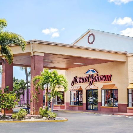 Howard Johnson By Wyndham Ft. Myers Fl Fort Myers Dış mekan fotoğraf