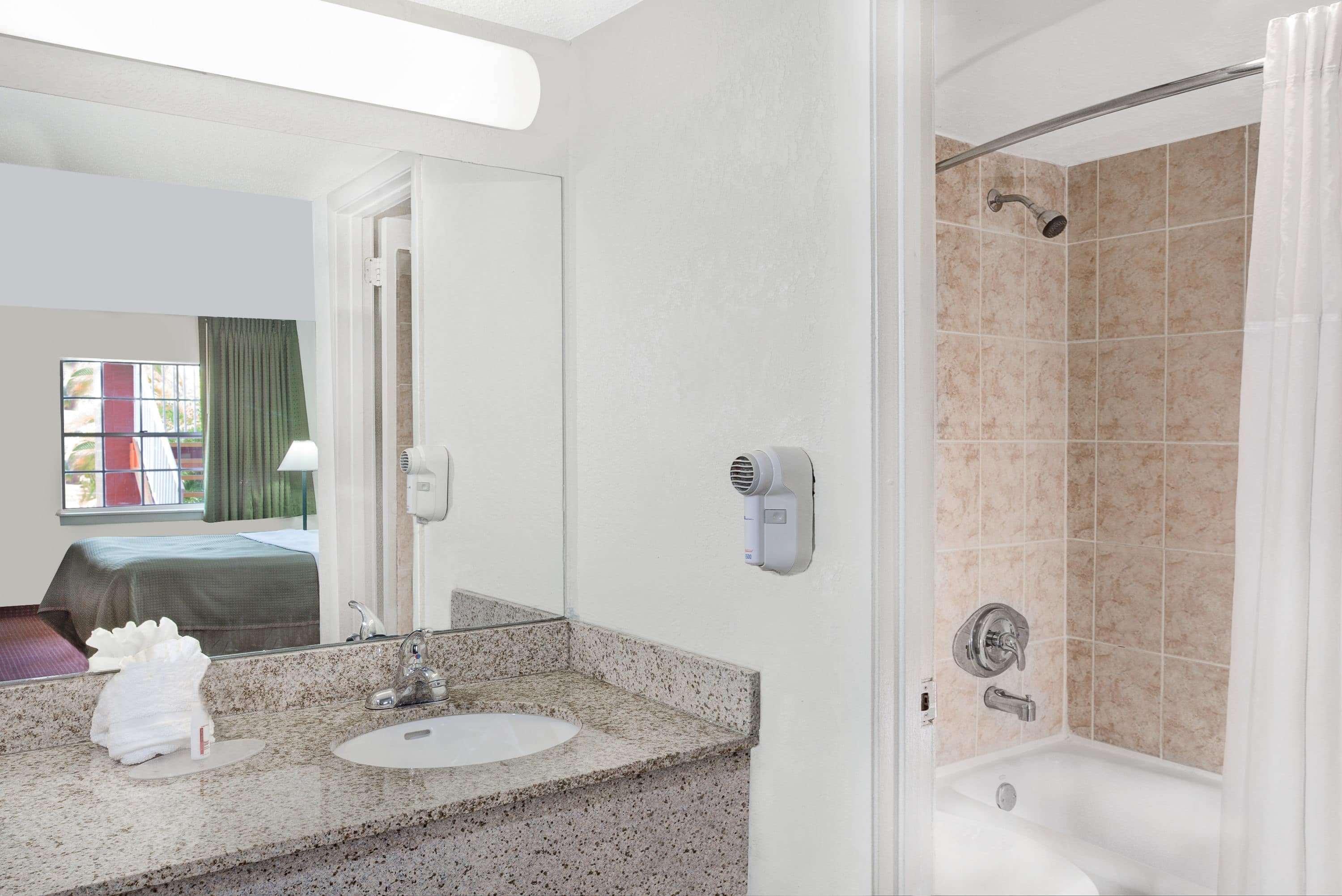 Howard Johnson By Wyndham Ft. Myers Fl Fort Myers Dış mekan fotoğraf